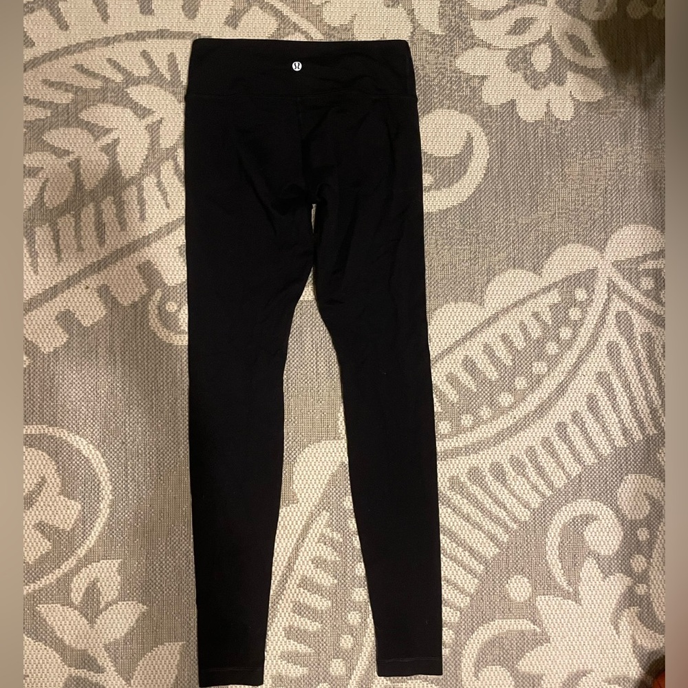 Lululemon black full length leggings size 6 low rise